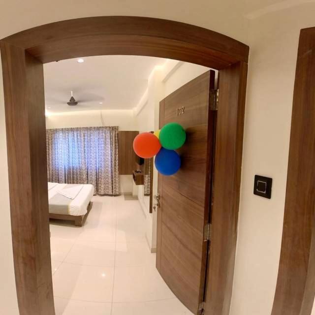 Hotel India Gate Narhe, Pune Exterior foto