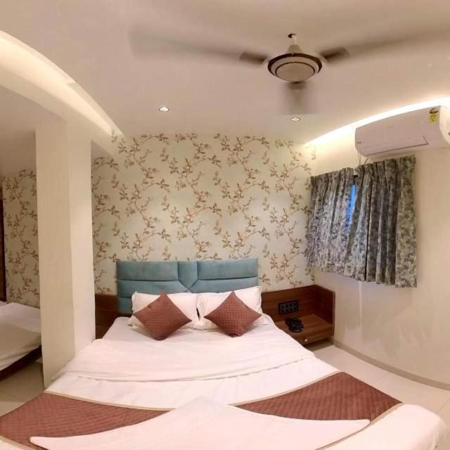 Hotel India Gate Narhe, Pune Exterior foto